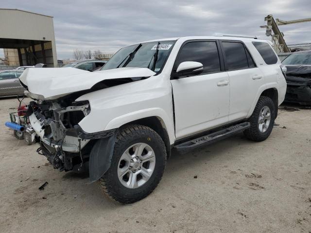 Photo 1 from auction – 2018 TOYOTA 4RUNNER SR with VIN JTEBU5JR8J5539361