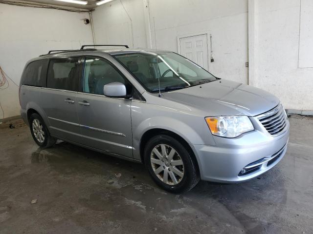 Photo 4 from auction – 2015 CHRYSLER TOWN & COU with VIN 2C4RC1BG7FR562586