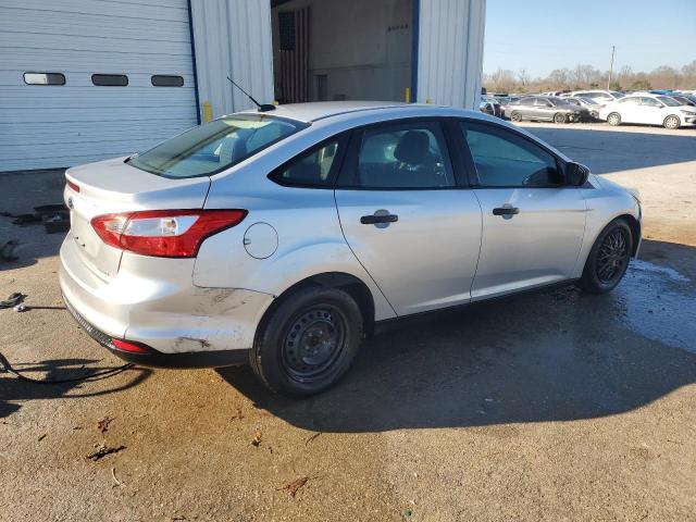 Photo 3 from auction – 2013 FORD FOCUS S with VIN 1FADP3E20DL186612