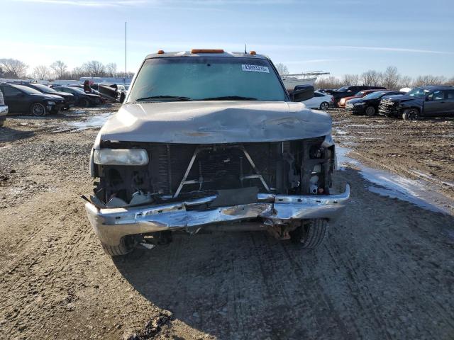 Photo 5 from auction – 2001 CHEVROLET SILVERADO with VIN 1GCJK33G81F166788