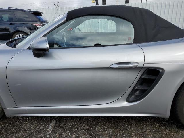 Photo 7 from auction – 2017 PORSCHE BOXSTER S with VIN WP0CB2A88HS241103