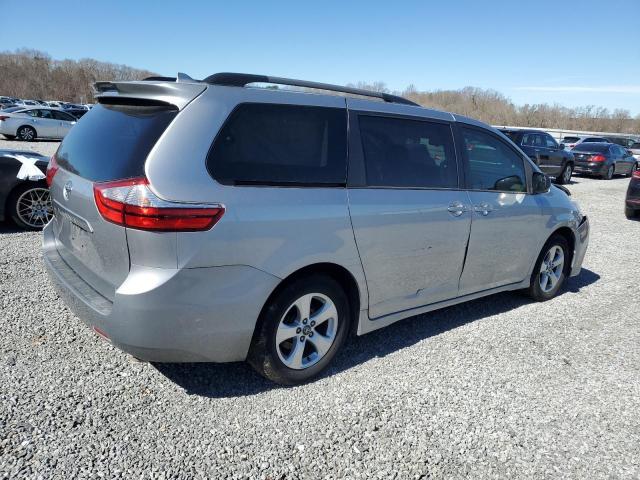 Photo 3 from auction – 2018 TOYOTA SIENNA LE with VIN 5TDKZ3DC2JS900949