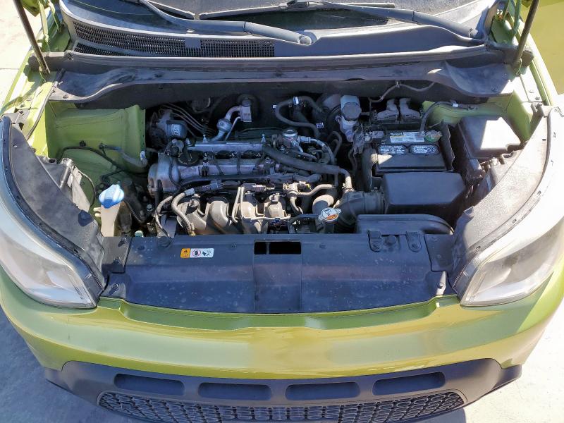 Photo 11 from auction – 2014 KIA SOUL with VIN KNDJN2A25E7718496