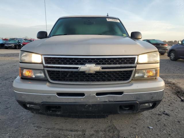 Photo 5 from auction – 2006 CHEVROLET SILVERADO with VIN 1GCEK19B06Z192728