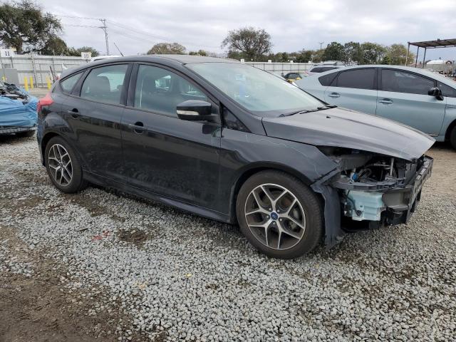 Photo 4 from auction – 2015 FORD FOCUS SE with VIN 1FADP3K28FL358022