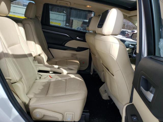 Photo 11 from auction – 2015 TOYOTA HIGHLANDER with VIN 5TDDKRFHXFS107995