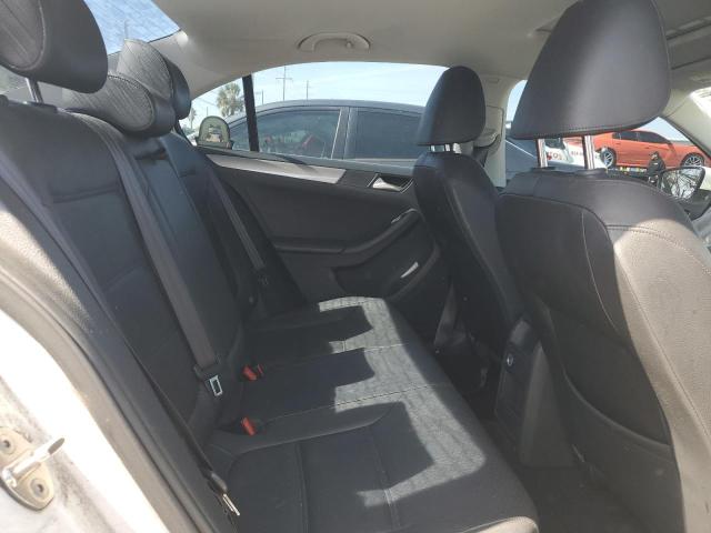 Photo 10 from auction – 2017 VOLKSWAGEN JETTA SE with VIN 3VWDB7AJ8HM276668