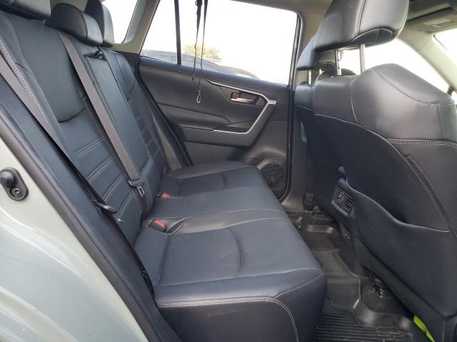 Photo 11 from auction – 2019 TOYOTA RAV4 XLE P with VIN JTMA1RFV4KD033359