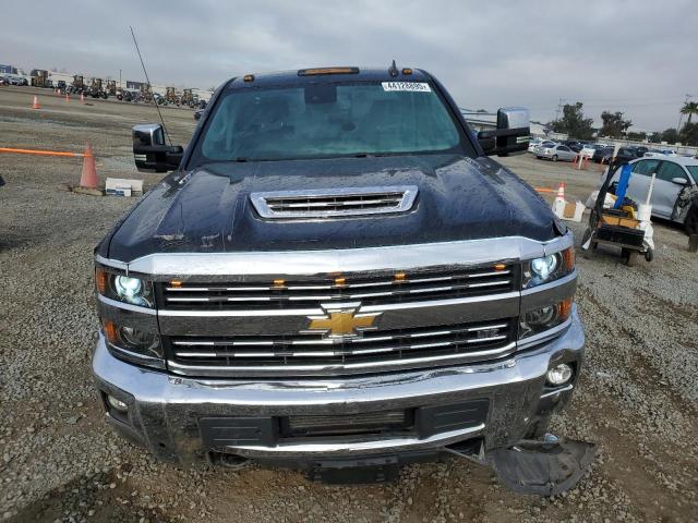 Photo 5 from auction – 2018 CHEVROLET SILVERADO with VIN 1GC1KWEY1JF213859