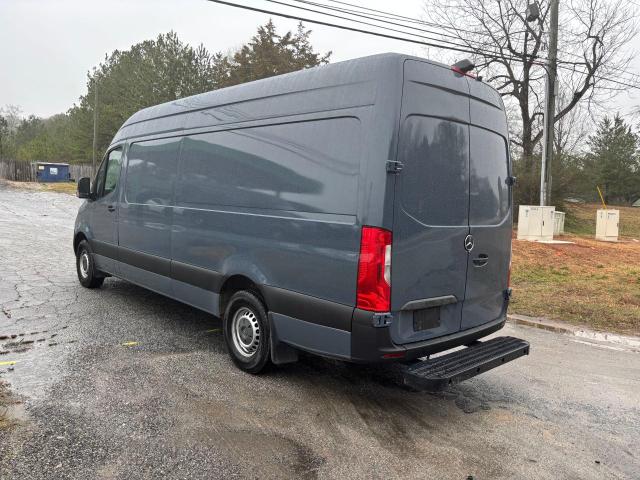 Photo 3 from auction – 2019 MERCEDES-BENZ SPRINTER 2 with VIN WD4PF1CD5KT006482