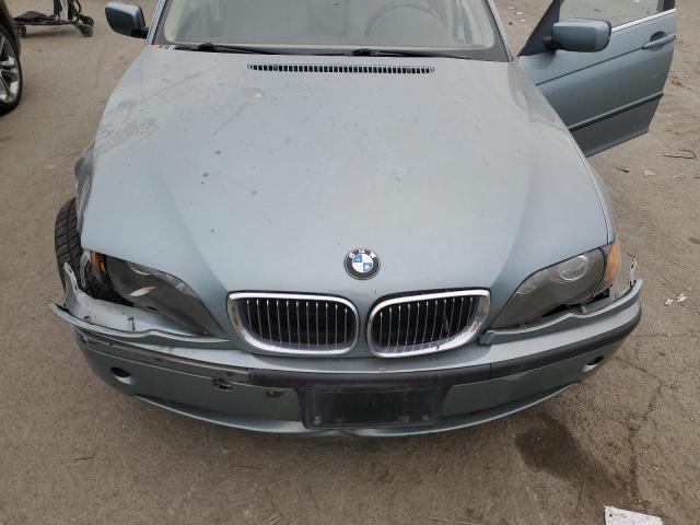 Photo 11 from auction – 2003 BMW 325 IT with VIN WBAEN33443PC12127