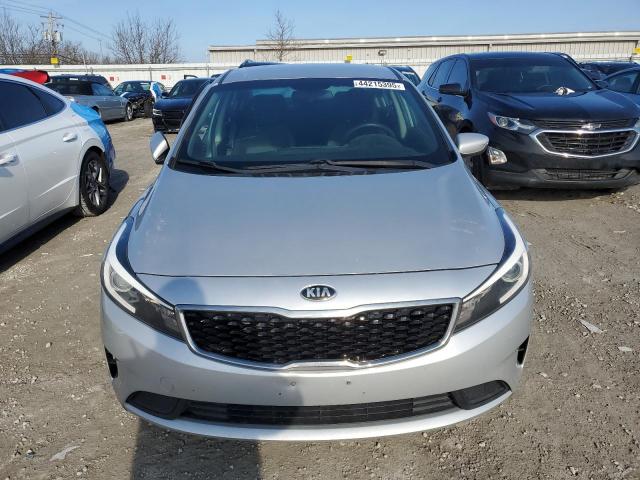 Photo 5 from auction – 2018 KIA FORTE LX with VIN 3KPFL4A74JE244716