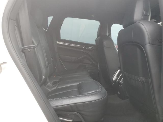 Photo 11 from auction – 2016 PORSCHE CAYENNE with VIN WP1AA2A28GKA10883