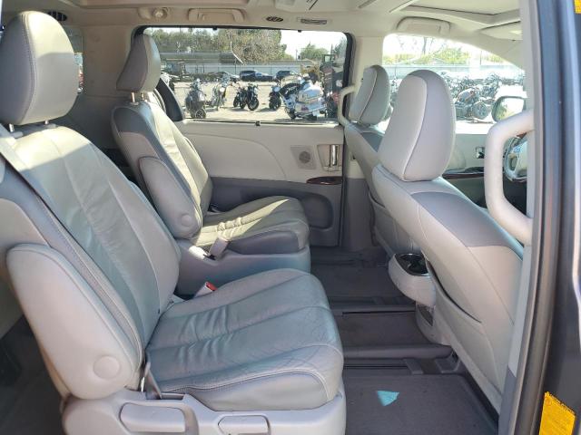 Photo 11 from auction – 2012 TOYOTA SIENNA XLE with VIN 5TDYK3DC9CS190482