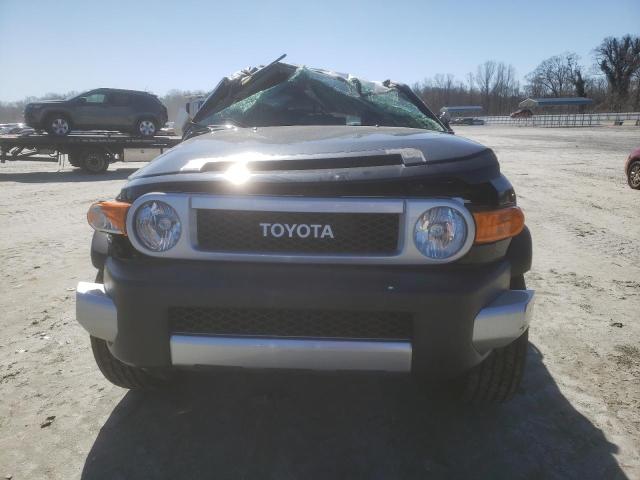 Photo 5 from auction – 2013 TOYOTA FJ CRUISER with VIN JTEZU4BF6DK013104