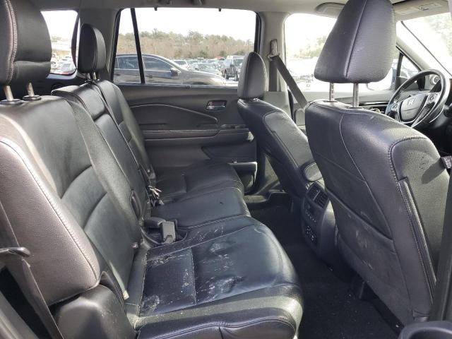 Photo 11 from auction – 2016 HONDA PILOT TOUR with VIN 5FNYF6H90GB119704
