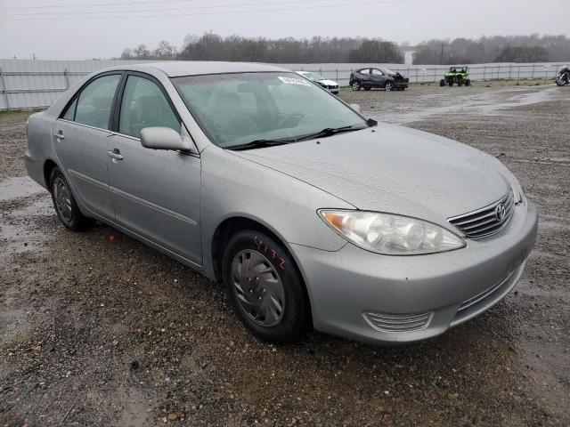 Photo 4 from auction – 2005 TOYOTA CAMRY LE with VIN 4T1BE32K15U624296