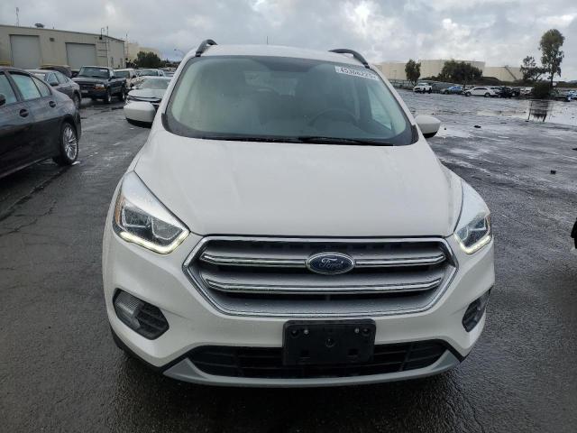 Photo 5 from auction – 2017 FORD ESCAPE SE with VIN 1FMCU0GD4HUC02480