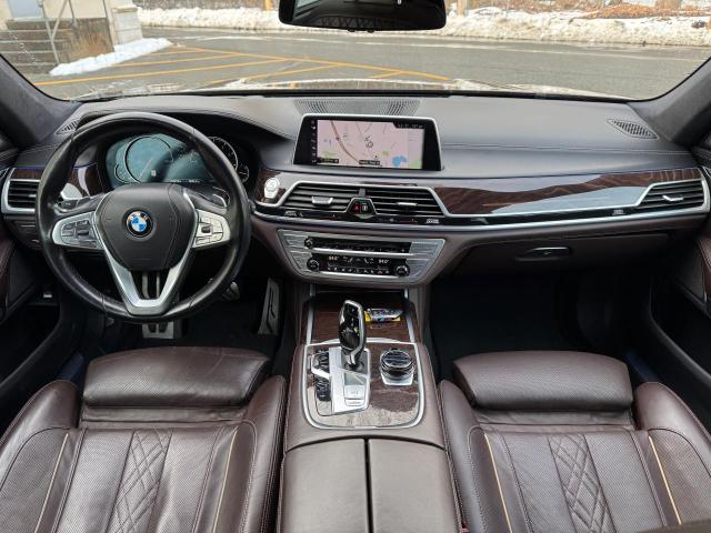Photo 9 from auction – 2017 BMW 750 XI with VIN WBA7F2C50HG422706
