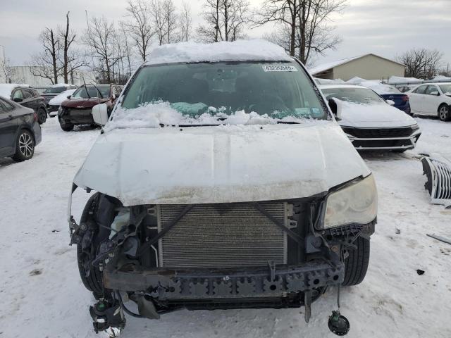 Photo 5 from auction – 2014 CHRYSLER TOWN & COU with VIN 2C4RC1BG9ER232849