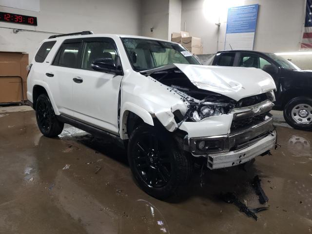 Photo 4 from auction – 2019 TOYOTA 4RUNNER SR with VIN JTEBU5JRXK5732676
