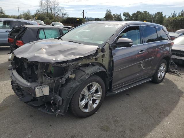 TOYOTA HIGHLANDER 2015 with VIN 5TDDKRFH1FS143753 - Photo from auction
