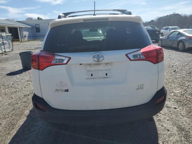 Photo 6 from auction – 2015 TOYOTA RAV4 LE with VIN JTMBFREV7FJ037887