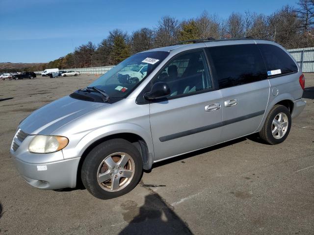 DODGE CARAVAN 2005 with VIN 1D4GP45R45B429049 - Photo from auction