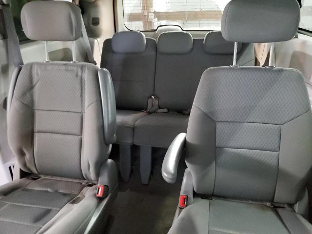 Photo 10 from auction – 2010 CHRYSLER TOWN & COU with VIN 2A4RR5D11AR284902