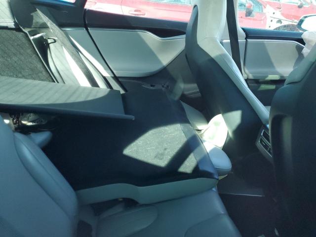 Photo 10 from auction – 2015 TESLA MODEL S 85 with VIN 5YJSA1H27FF083891
