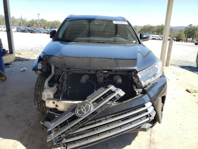 Photo 5 from auction – 2017 TOYOTA HIGHLANDER with VIN 5TDYZRFHXHS213752