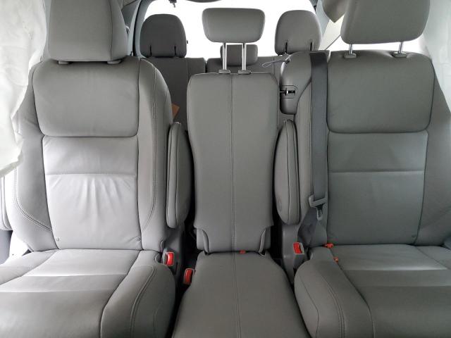 Photo 10 from auction – 2018 TOYOTA SIENNA XLE with VIN 5TDYZ3DC8JS931407