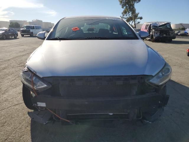 Photo 5 from auction – 2017 HYUNDAI ELANTRA SE with VIN 5NPD74LF7HH084045