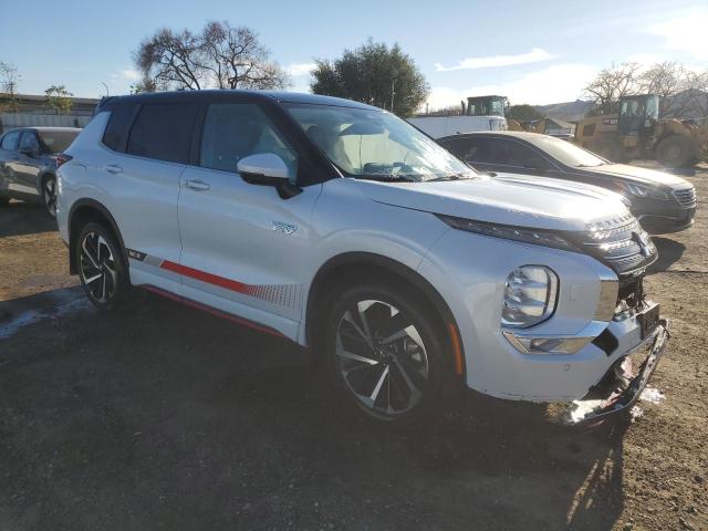 Photo 4 from auction – 2024 MITSUBISHI OUTLANDER with VIN JA4T5VA92RZ062110