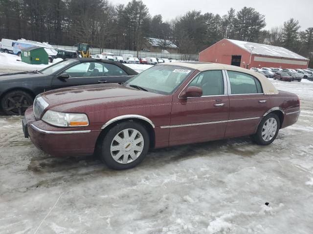 Photo 1 from auction – 2004 LINCOLN TOWN CAR U with VIN 1LNHM83W24Y629641