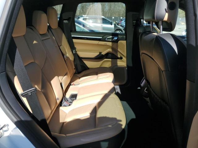 Photo 11 from auction – 2016 PORSCHE CAYENNE with VIN WP1AA2A22GKA36864