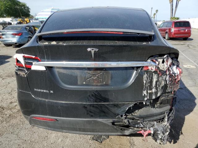 Photo 6 from auction – 2017 TESLA MODEL X with VIN 5YJXCDE26HF037963