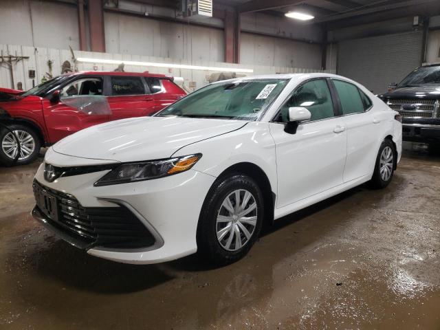 Photo 1 from auction – 2024 TOYOTA CAMRY LE with VIN 4T1C31AK7RU073152