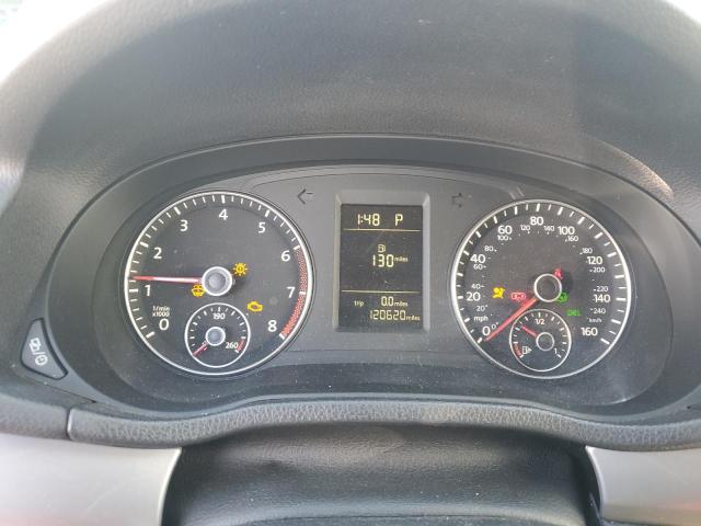 Photo 9 from auction – 2014 VOLKSWAGEN PASSAT S with VIN 1VWAT7A33EC073444