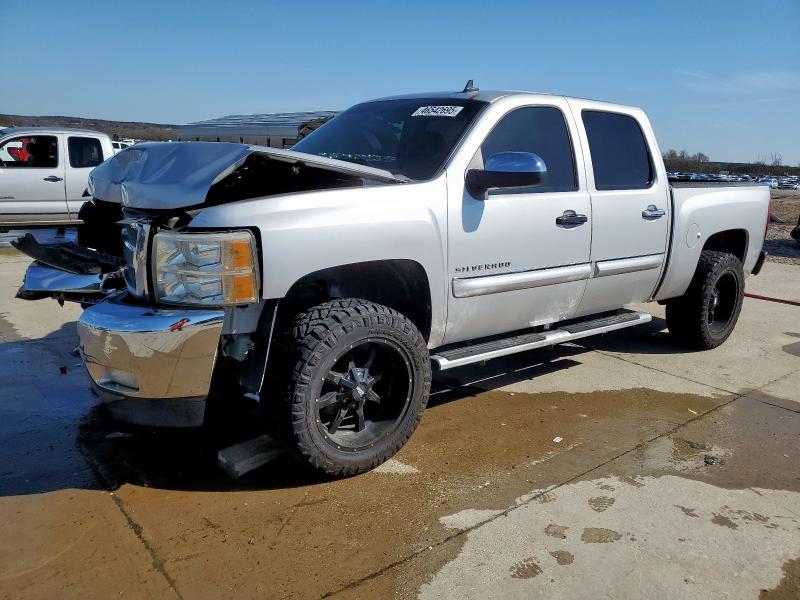 CHEVROLET SILVERADO 2013 with VIN 3GCPCSE07DG130868 - Photo from auction