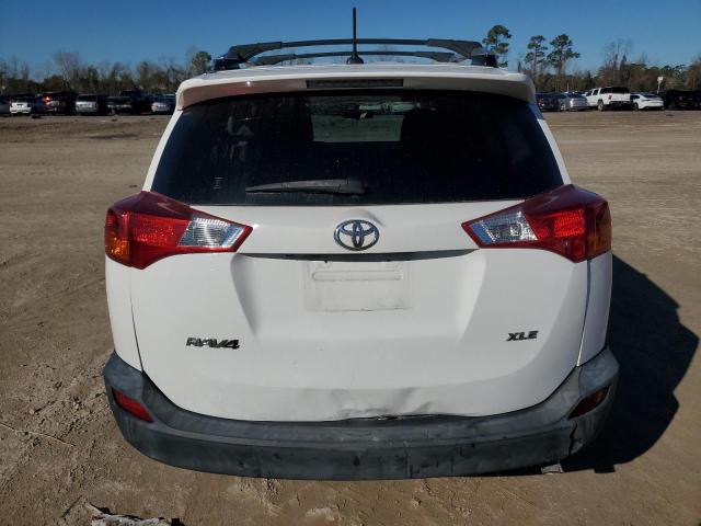 Photo 6 from auction – 2015 TOYOTA RAV4 XLE with VIN JTMWFREV0FJ048652
