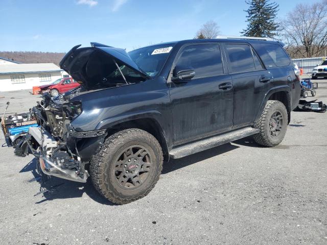 TOYOTA 4RUNNER SR 2016 with VIN JTEBU5JR2G5317472 - Photo from auction