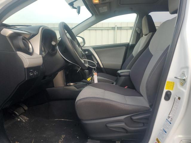 Photo 7 from auction – 2015 TOYOTA RAV4 XLE with VIN JTMRFREV3FD170692
