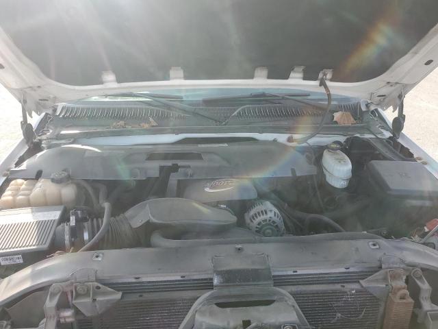 Photo 11 from auction – 2005 GMC SIERRA C25 with VIN 1GDHC24U65E138733