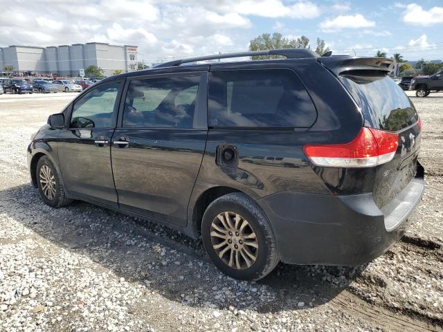 Photo 2 from auction – 2014 TOYOTA SIENNA XLE with VIN 5TDYK3DC0ES495808