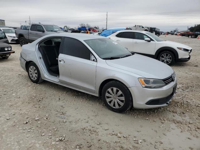 Photo 4 from auction – 2014 VOLKSWAGEN JETTA BASE with VIN 3VW2K7AJ0EM257700