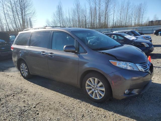 Photo 4 from auction – 2011 TOYOTA SIENNA XLE with VIN 5TDDK3DC9BS008003