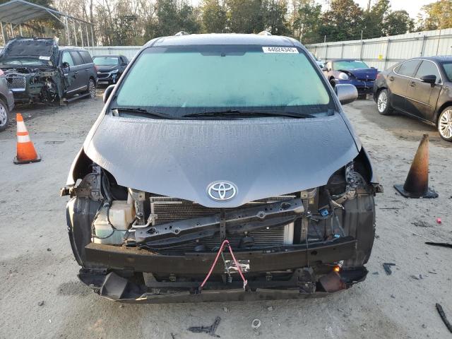 Photo 5 from auction – 2011 TOYOTA SIENNA LE with VIN 5TDJK3DCXBS020759