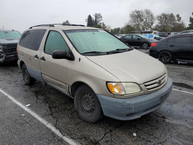 Photo 4 from auction – 2002 TOYOTA SIENNA LE with VIN 4T3ZF19C22U458176
