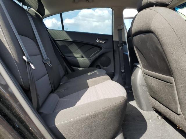Photo 10 from auction – 2018 KIA FORTE LX with VIN 3KPFL4A72JE187691
